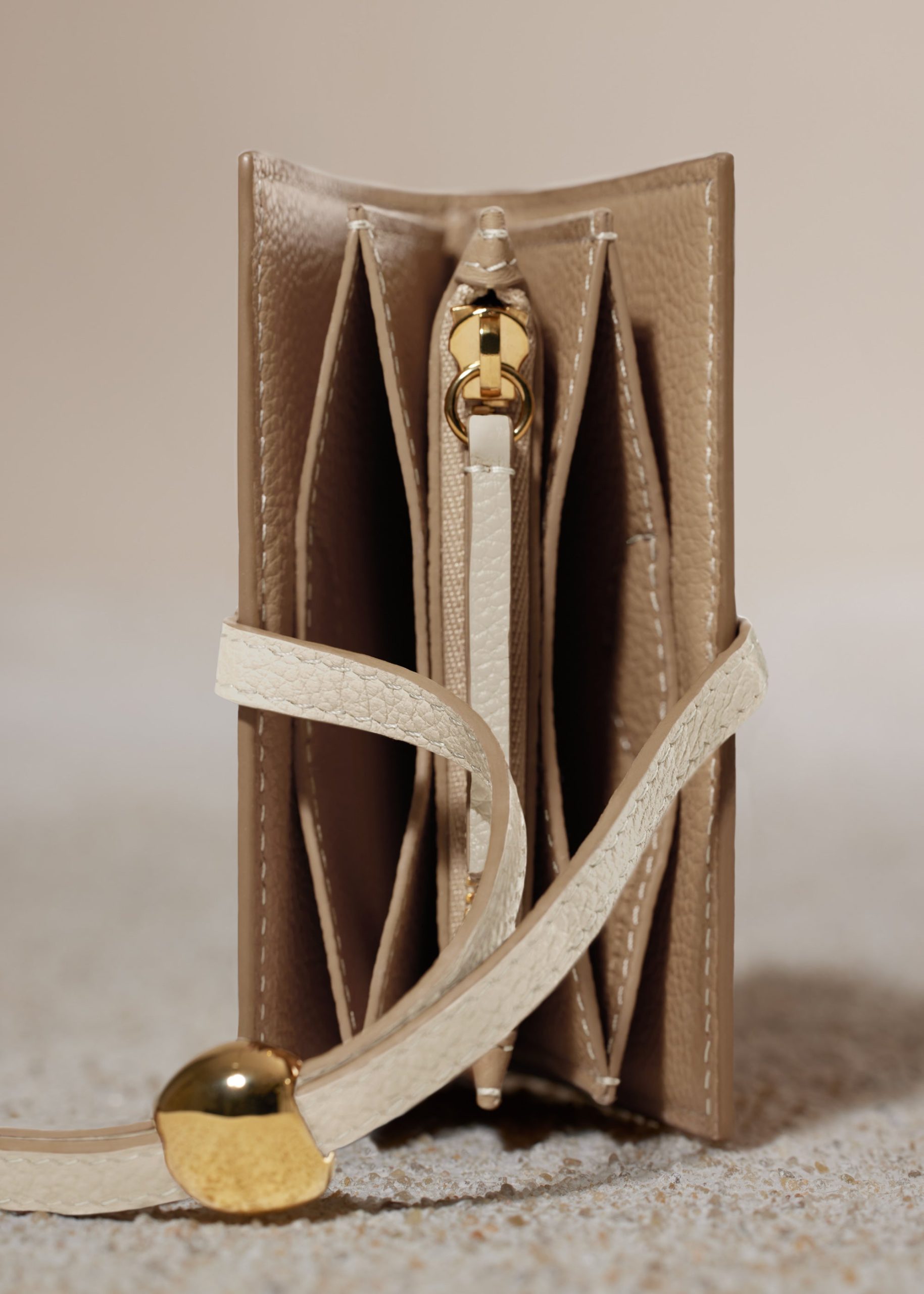 Kaye Card Holder - Textured Duo Chalk - Image 5