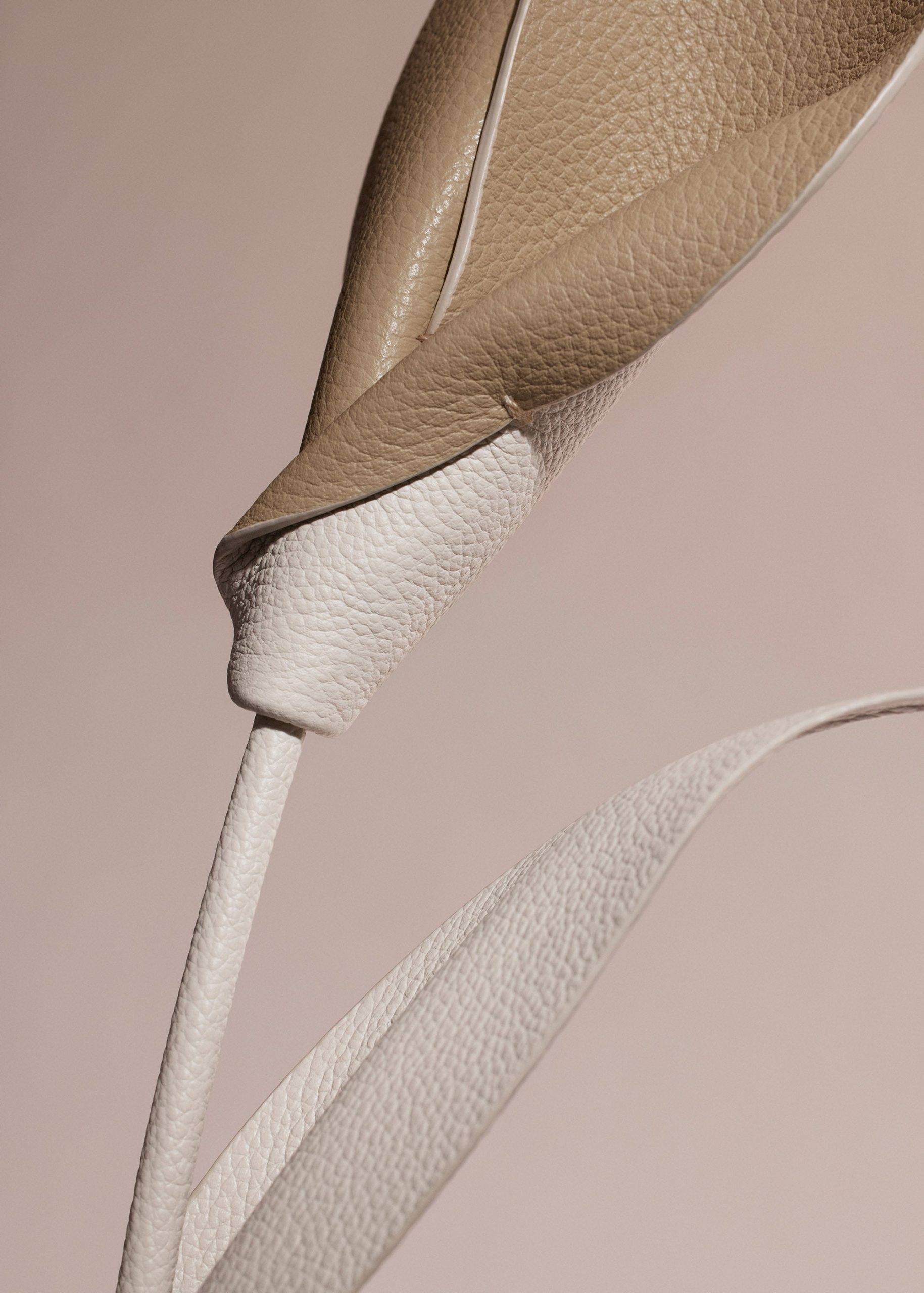 Pili Flower - Textured Duo Chalk - Image 4