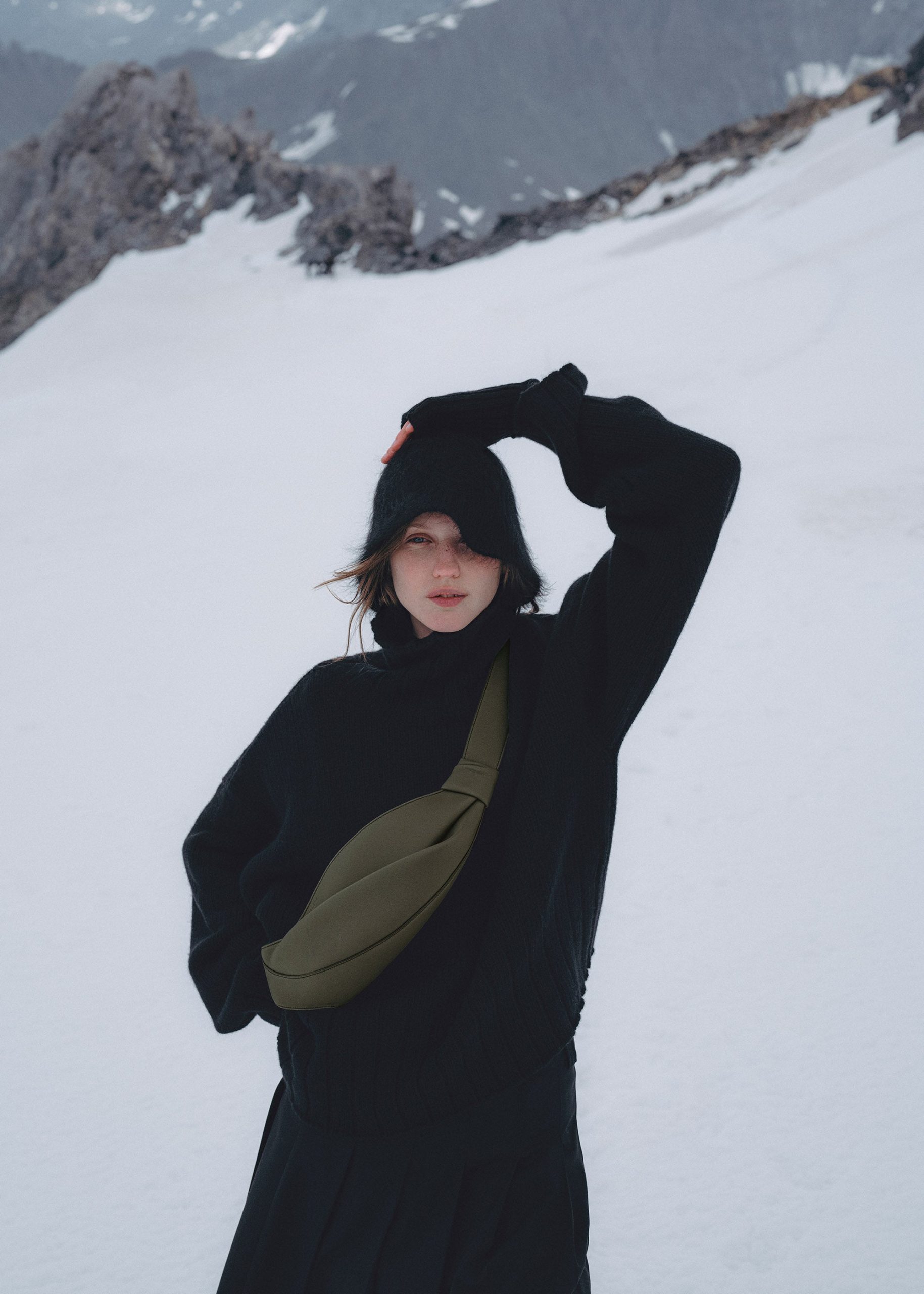 Neyu - Smooth Smoky Green - Image 2