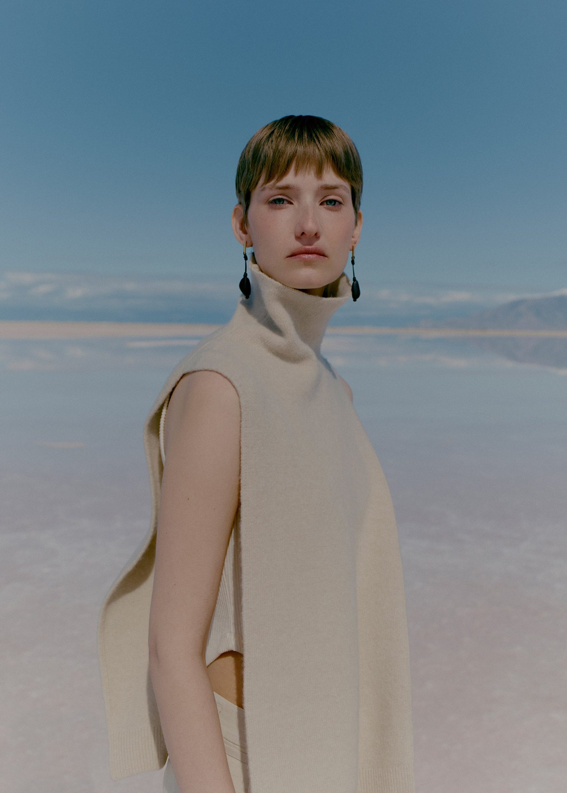 Tere Drop Earrings - Black Marble - Image 2