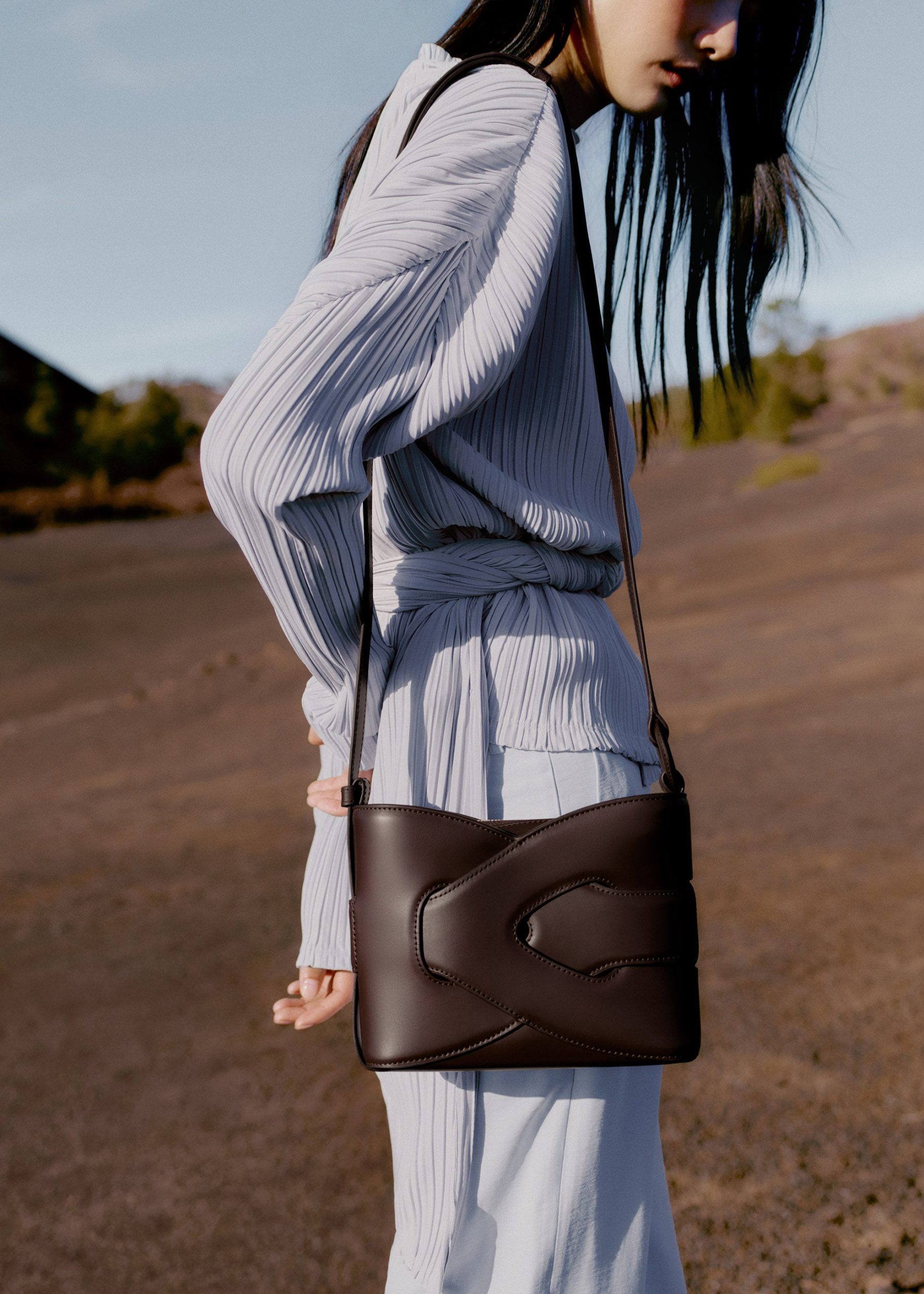 Nodde - Smooth Ebony - Image 2