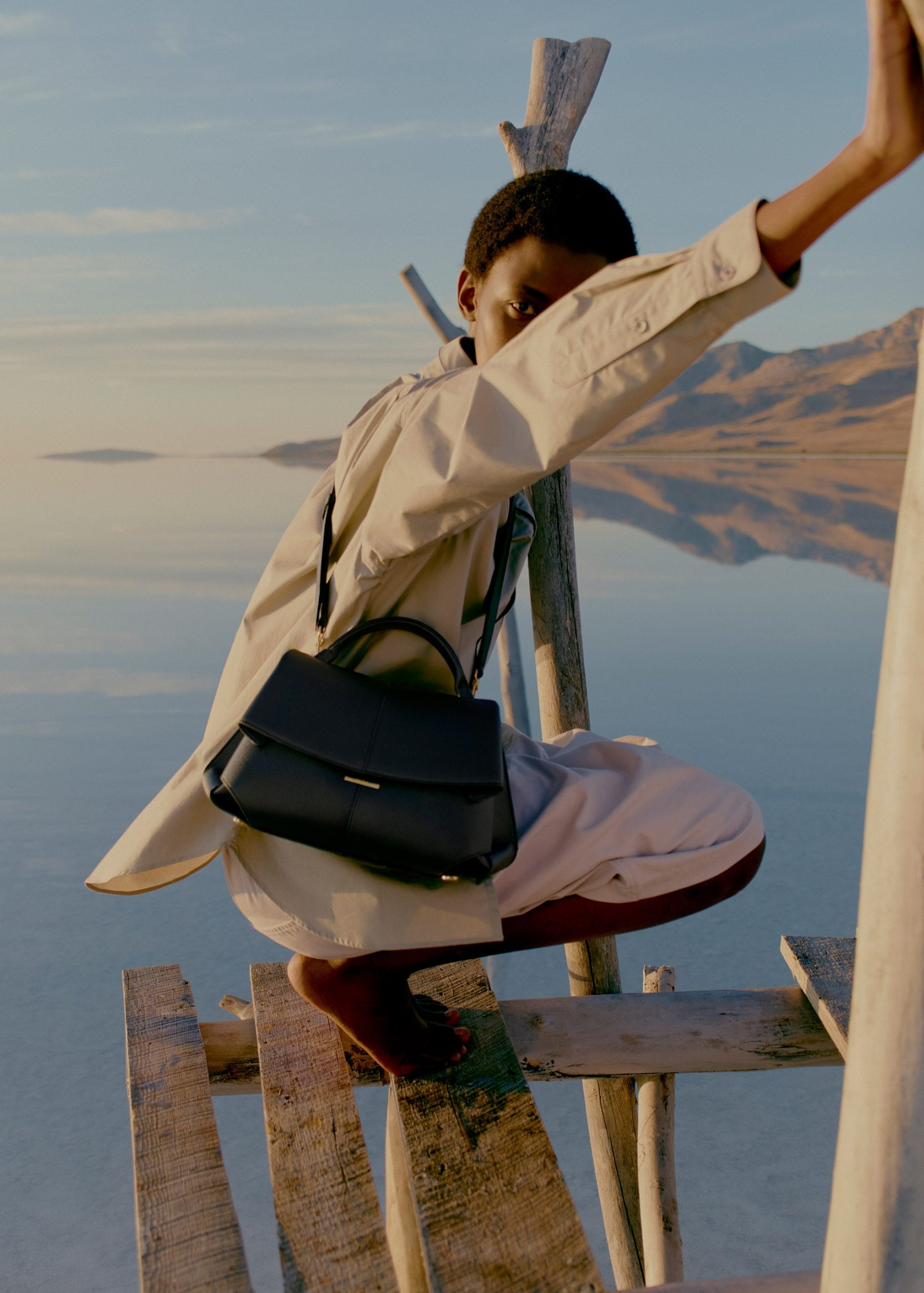 Mokki - Textured Black - Image 2