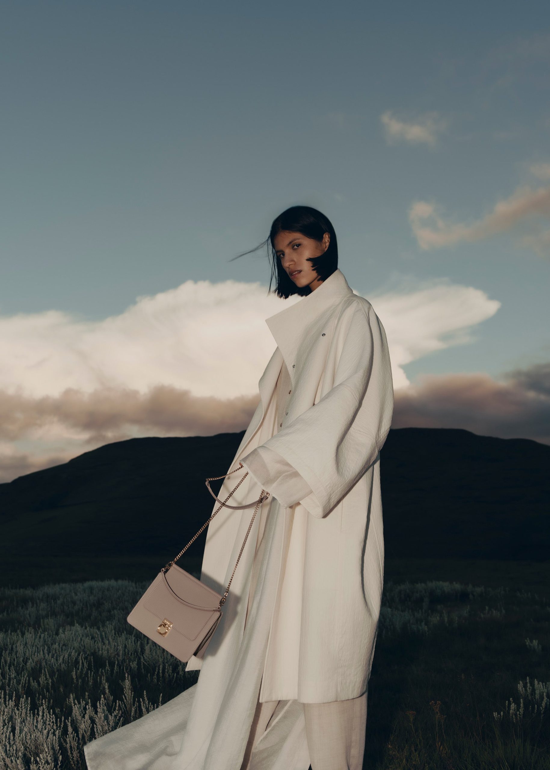 Numero Sept Mini - Textured Taupe - Image 5