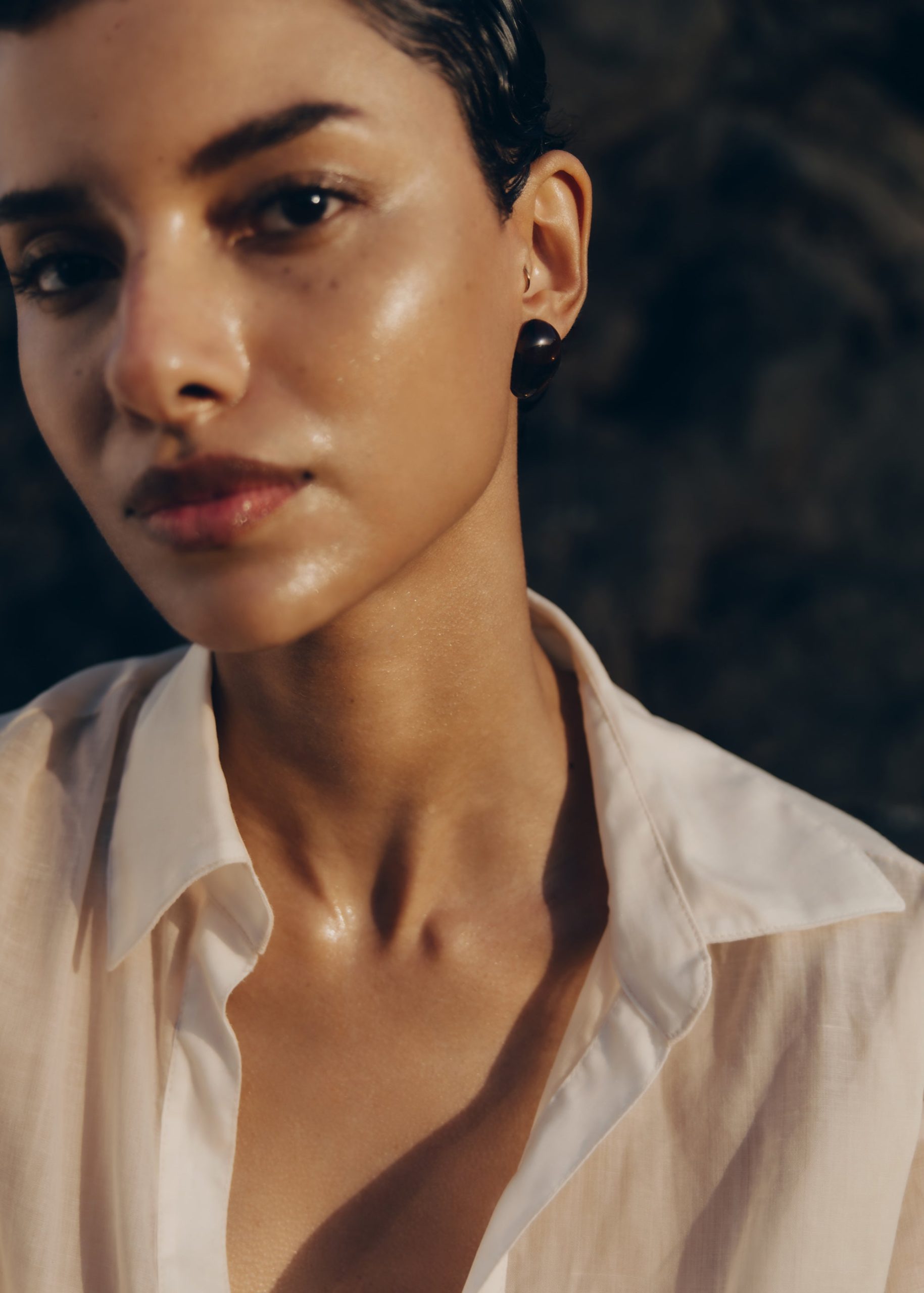 Nae Stud Earrings - Smoked glass - Image 3