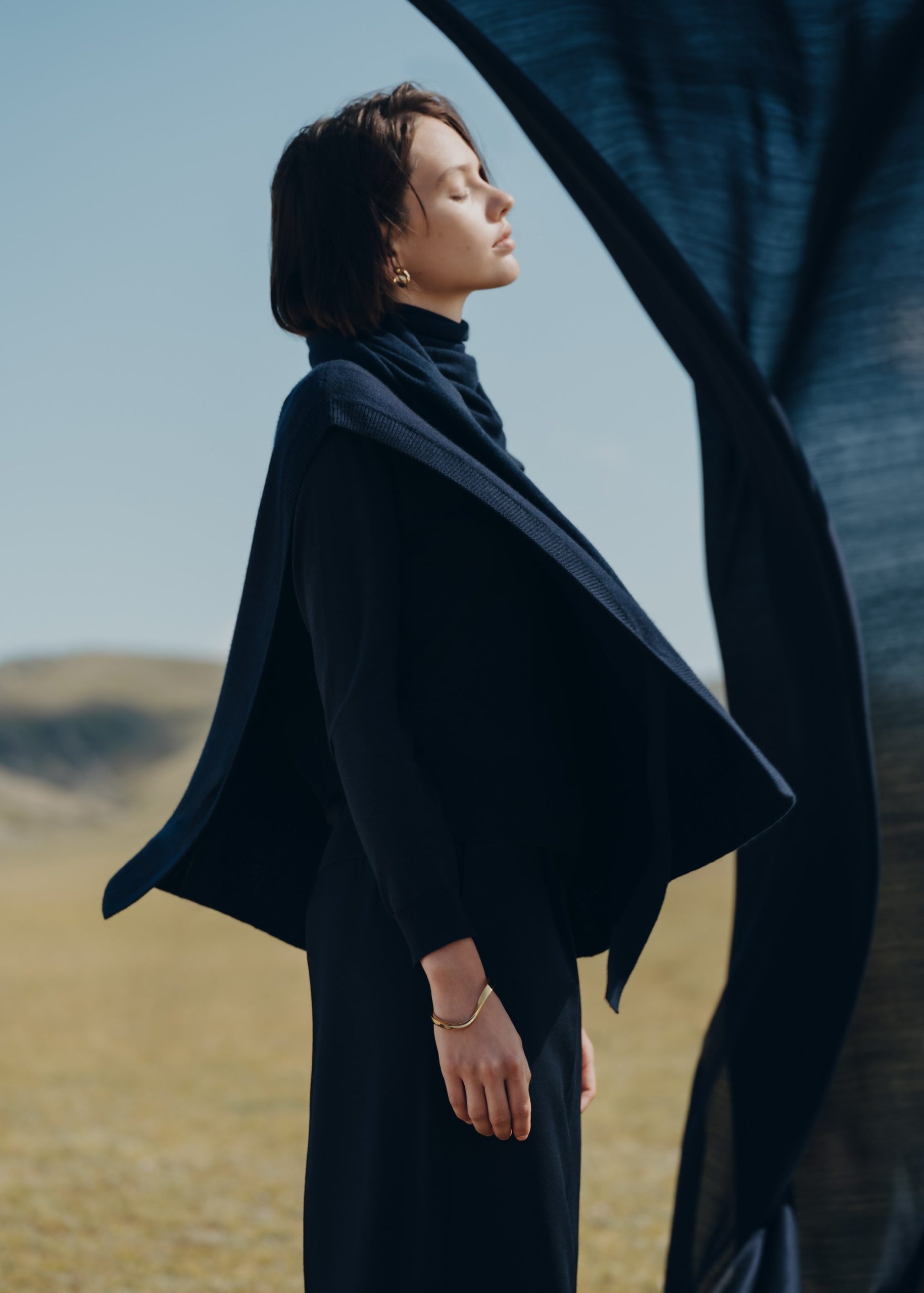 eole Bangle - 24 carat gold-gilded - Image 4