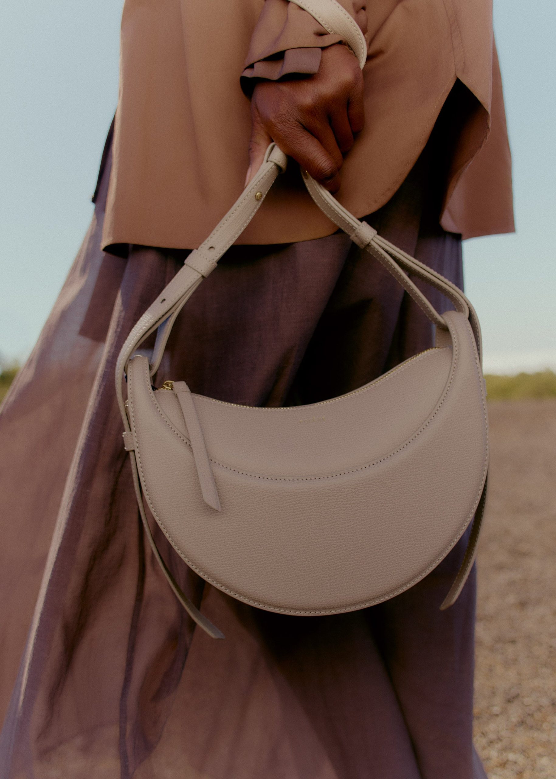 Numero Dix - Textured Taupe - Image 3