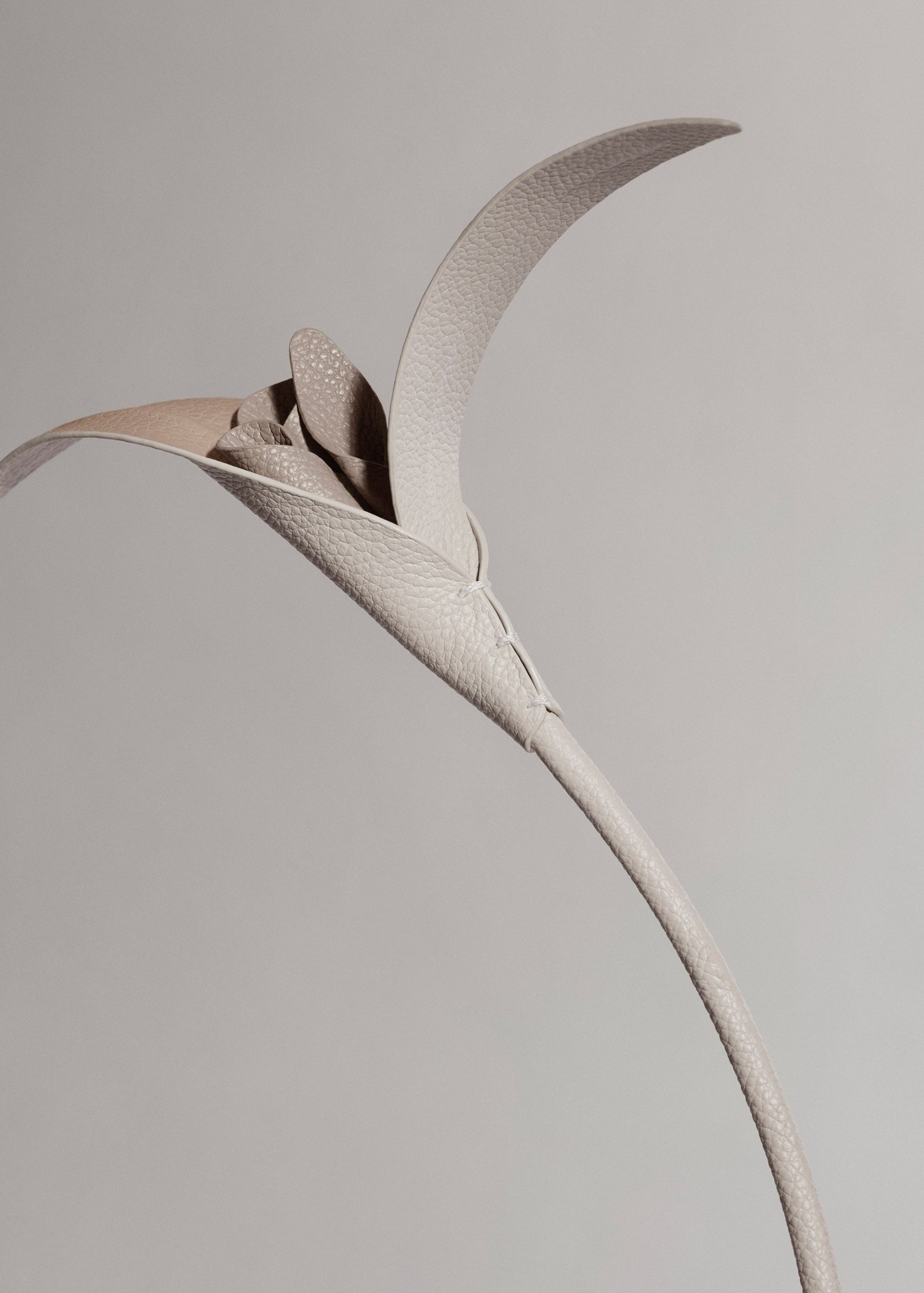 Touka Flower - Trio Chalk - Image 3