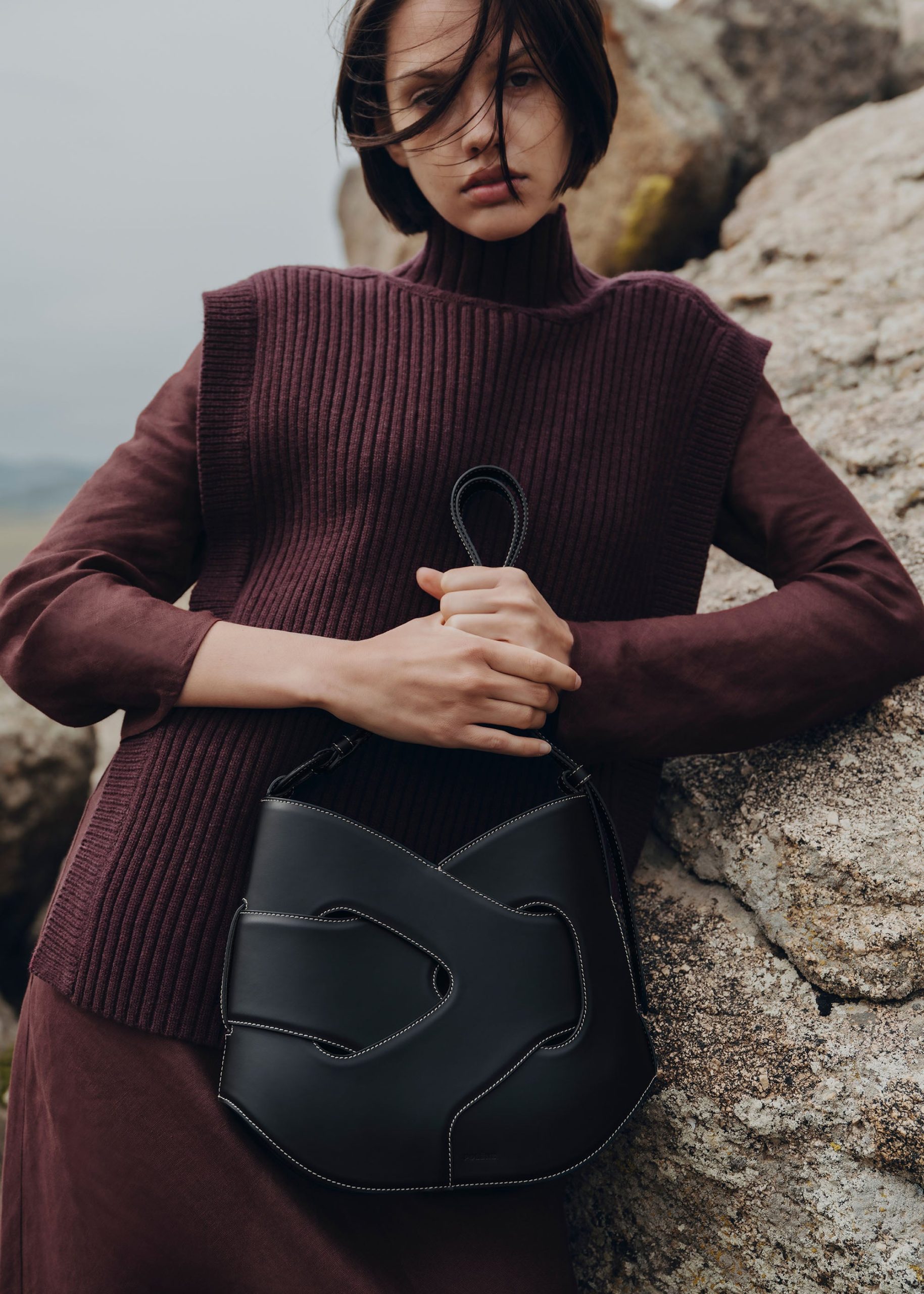 Nodde Hobo - Smooth Black - Image 2