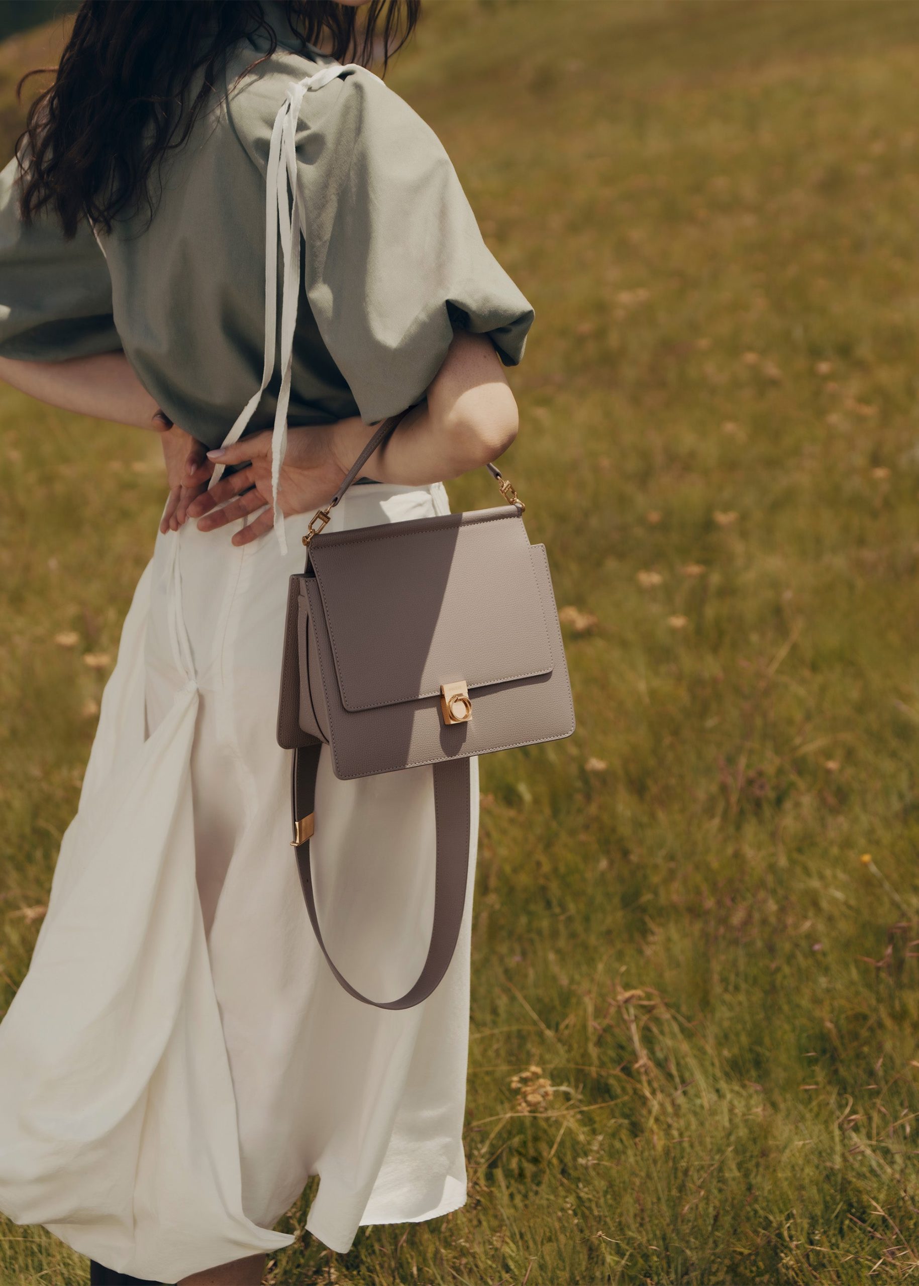 Numero Sept - Textured Taupe - Image 3