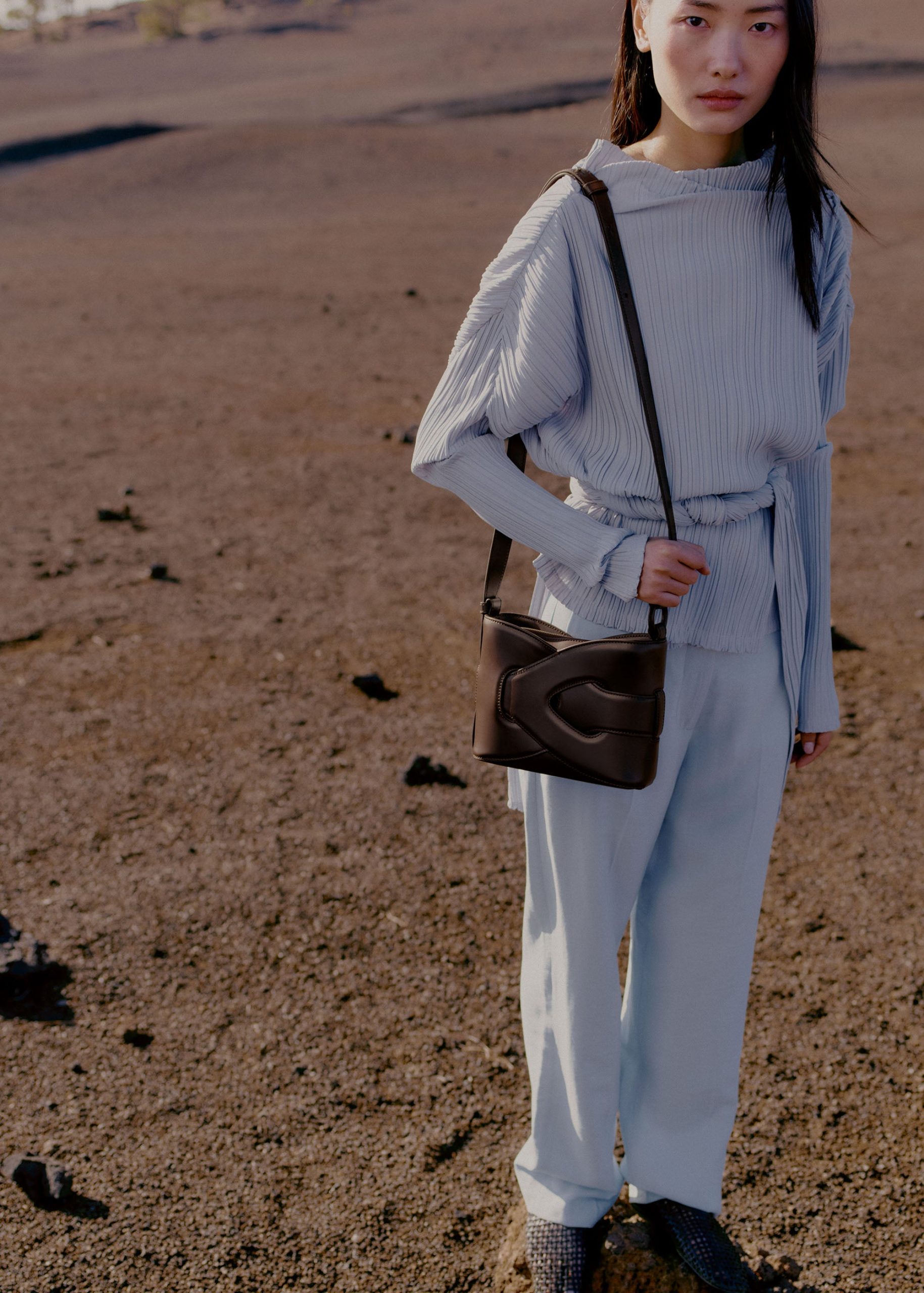 Nodde - Smooth Ebony - Image 5