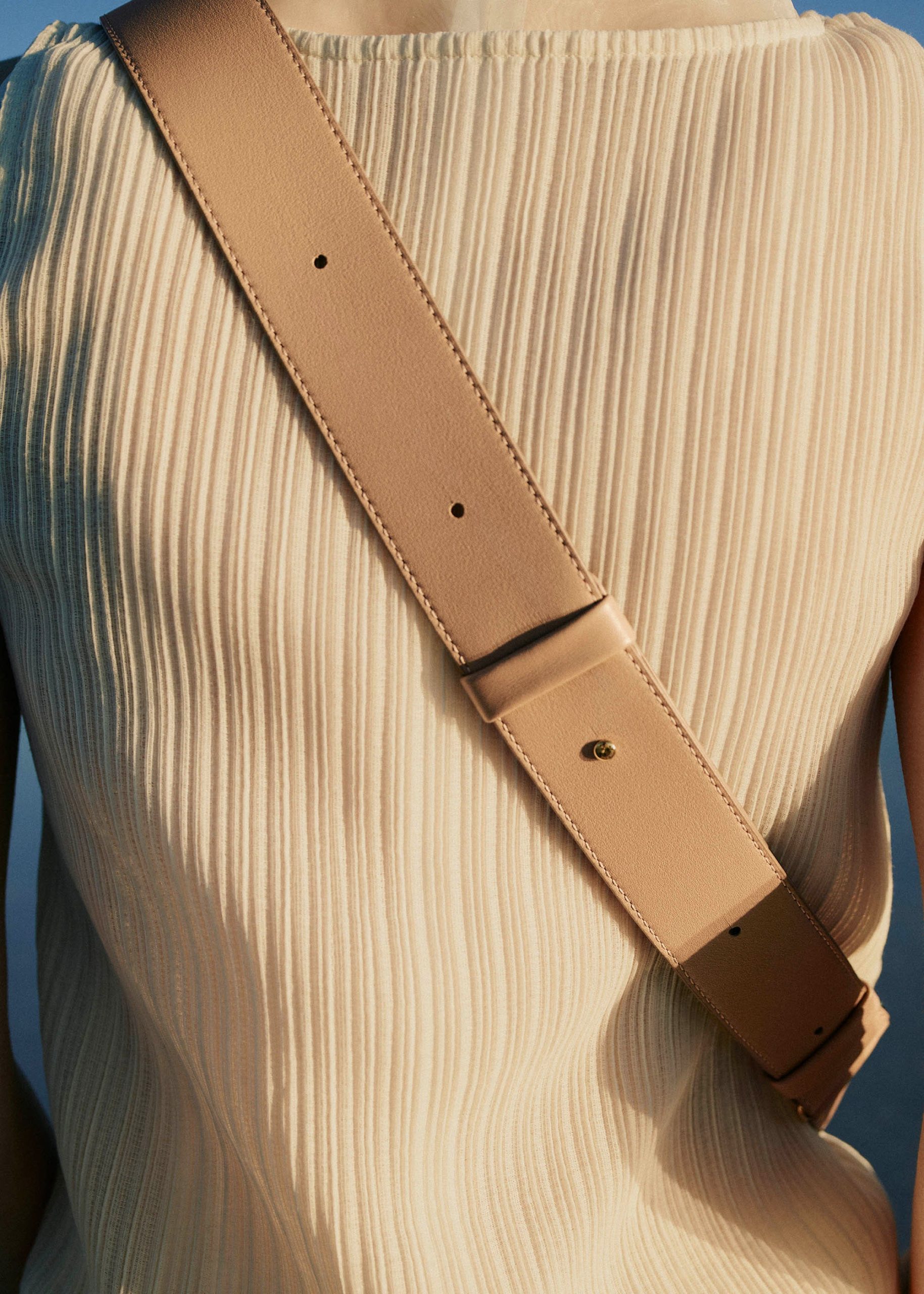 Neyu - Smooth Beige - Image 7