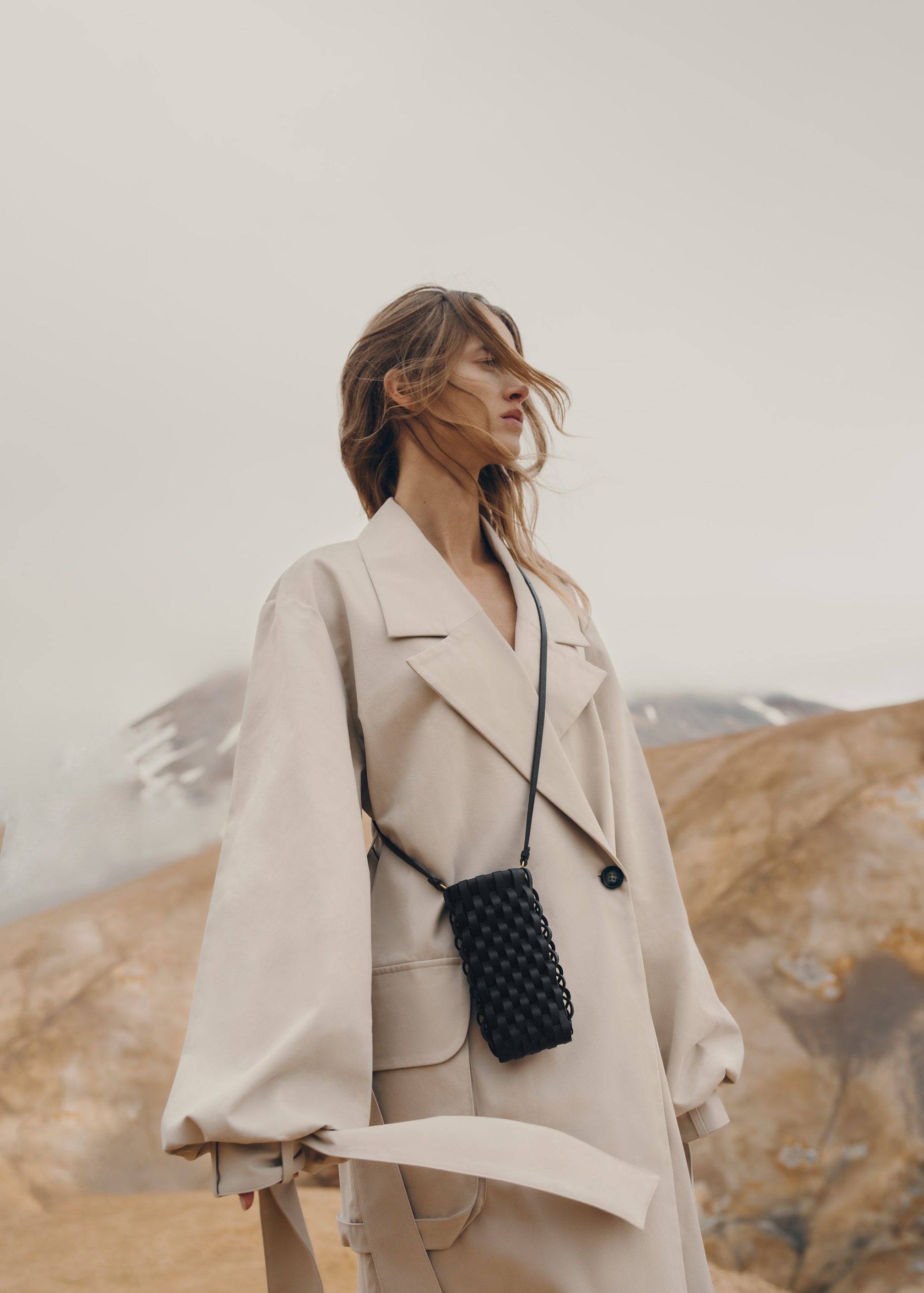 Onda Phone Case - Black - Image 2