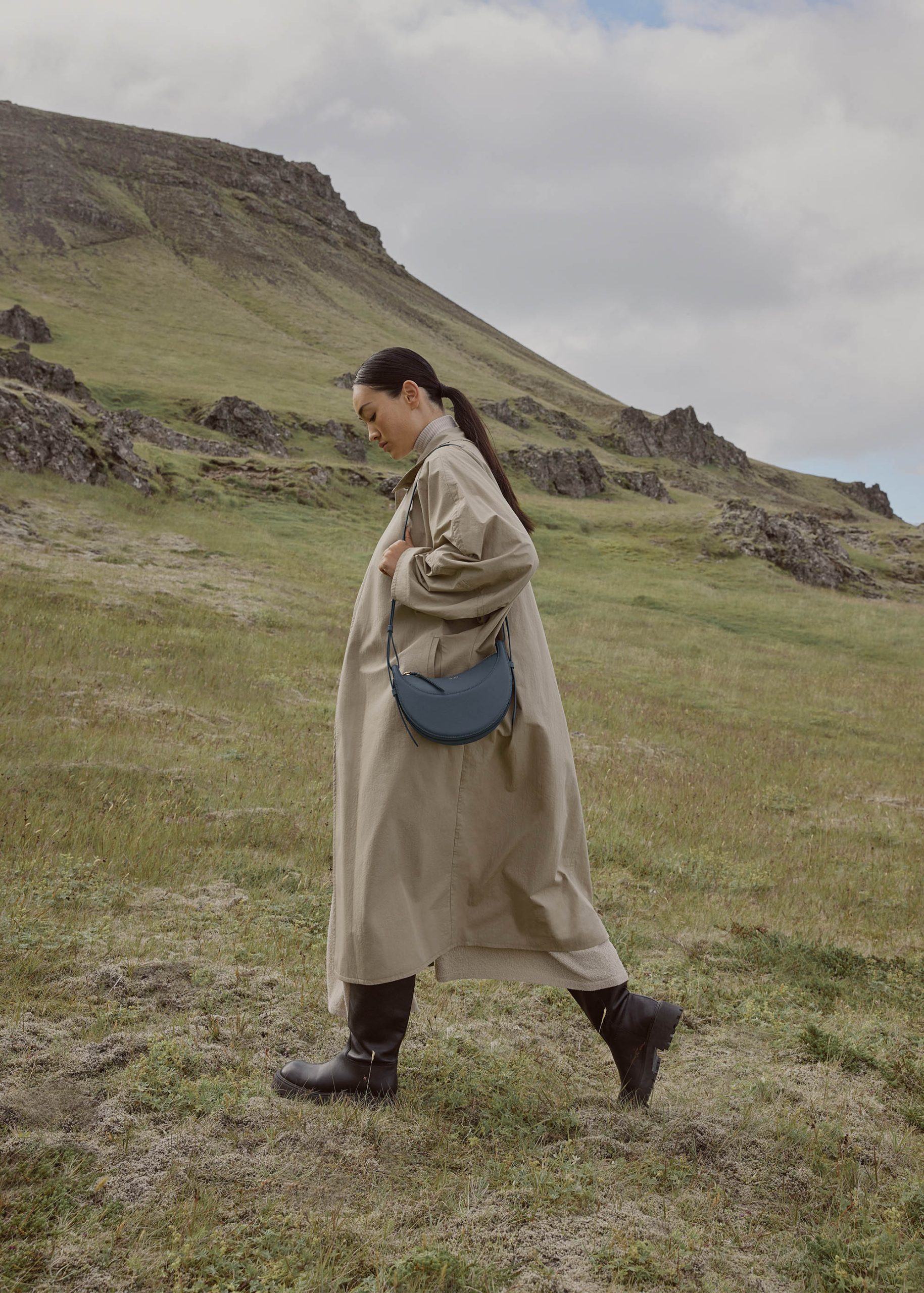 Numero Dix - Textured Midnight Blue - Image 6