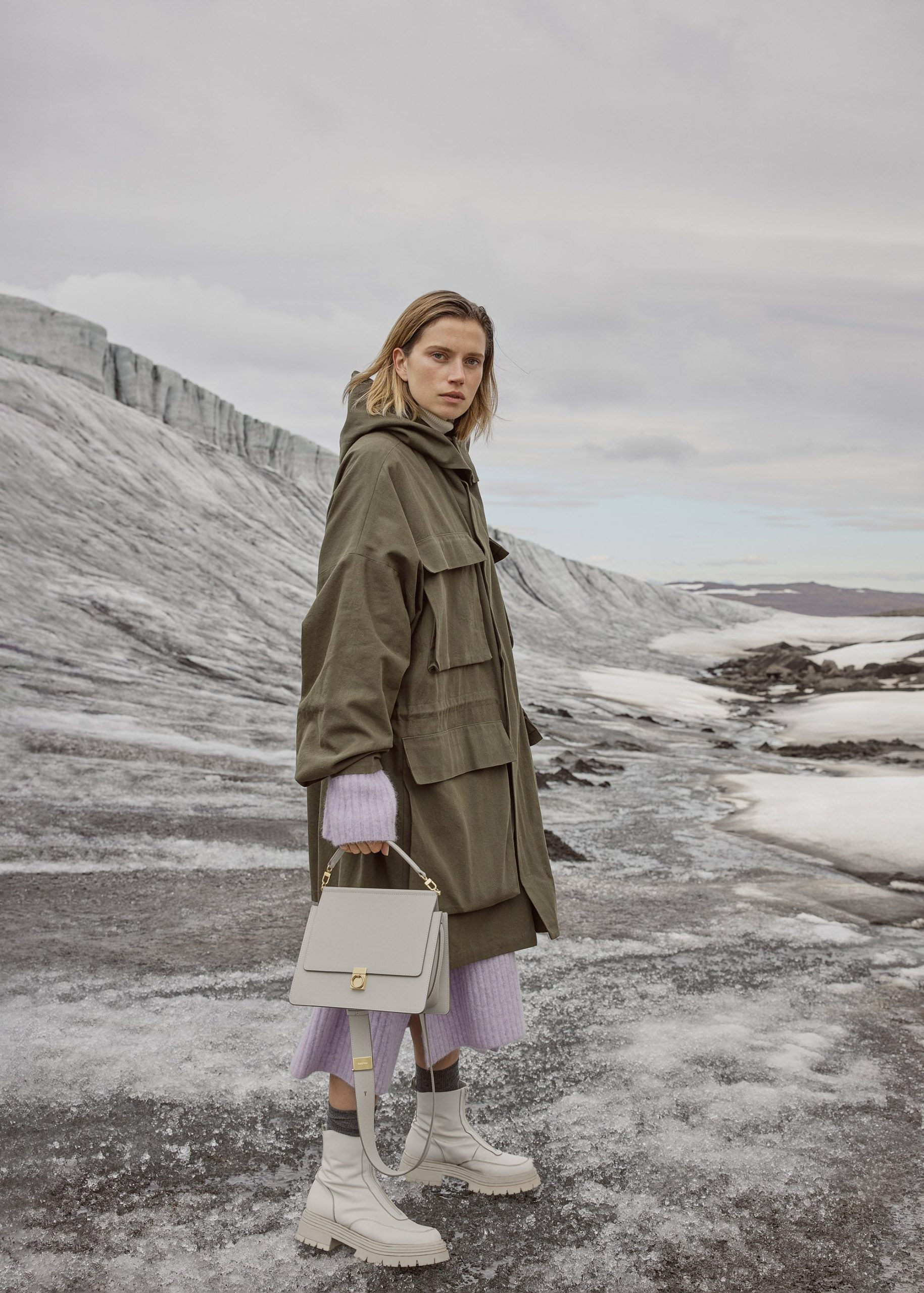 Numero Sept - Textured Chalk - Image 4