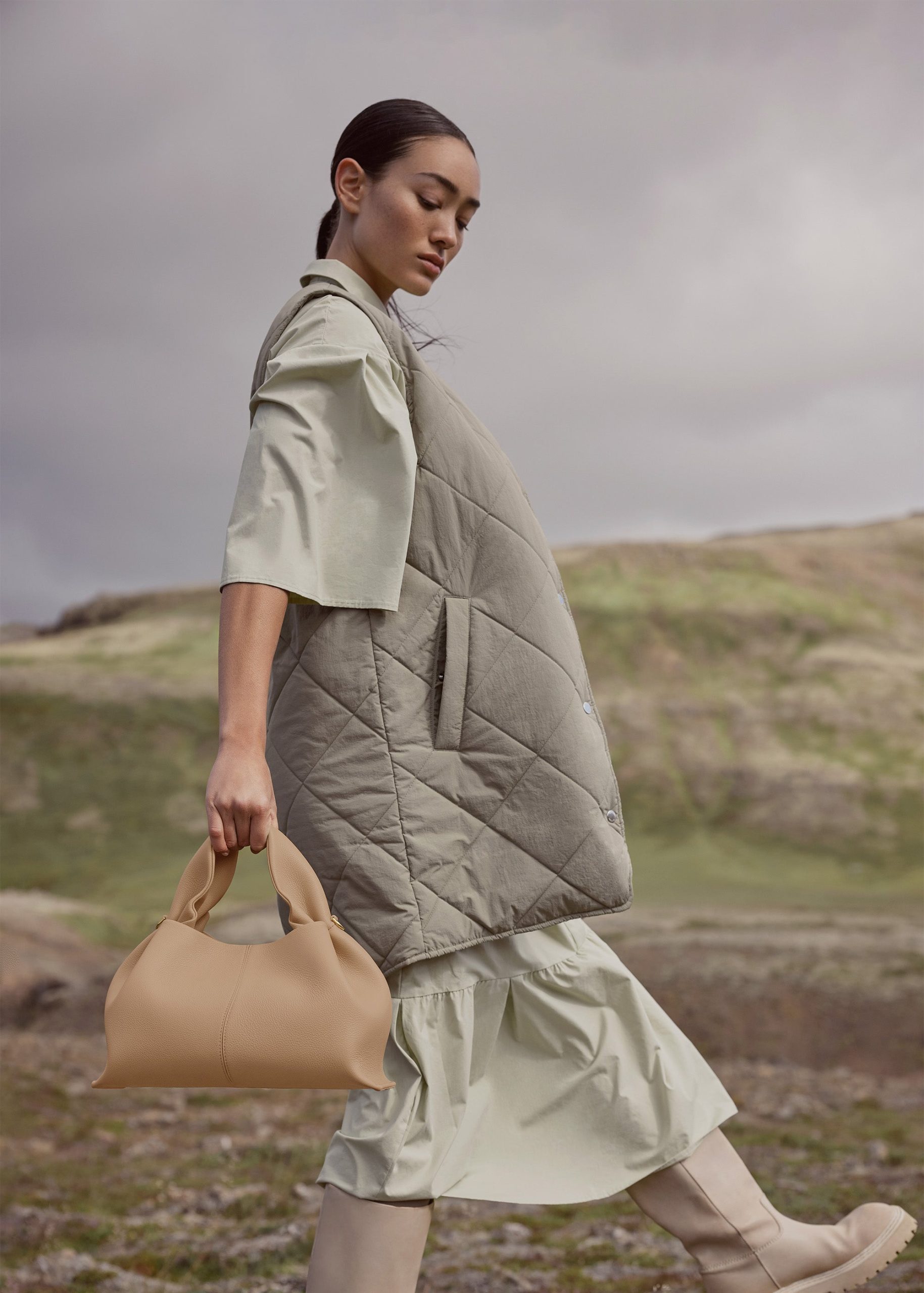 Numero Neuf - Textured Beige - Image 4