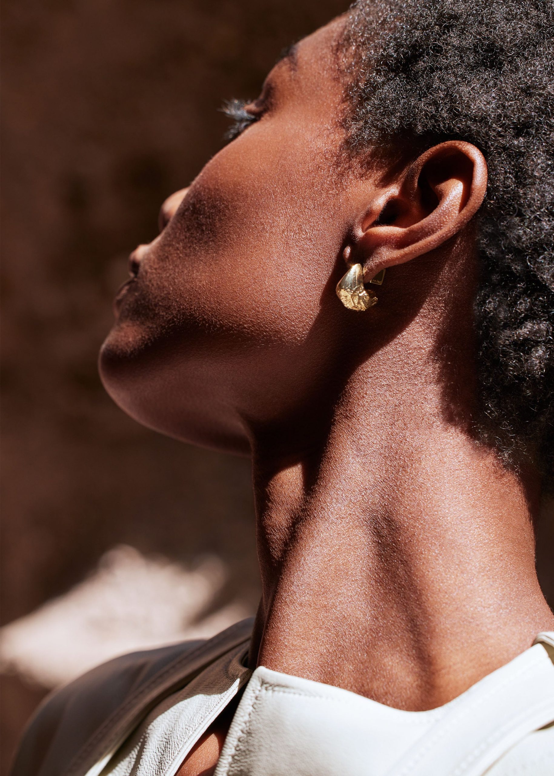 Eroz Stud Earrings - 24 carat gold gilded - Image 3