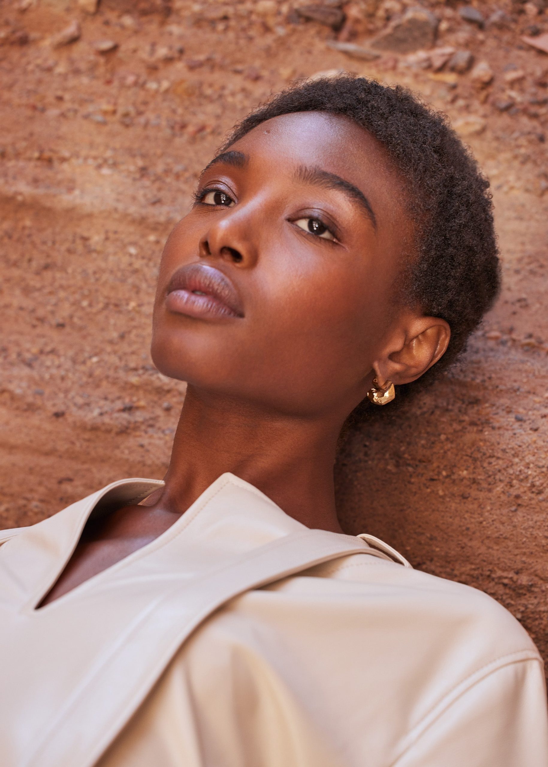 Eroz Stud Earrings - 24 carat gold gilded - Image 2