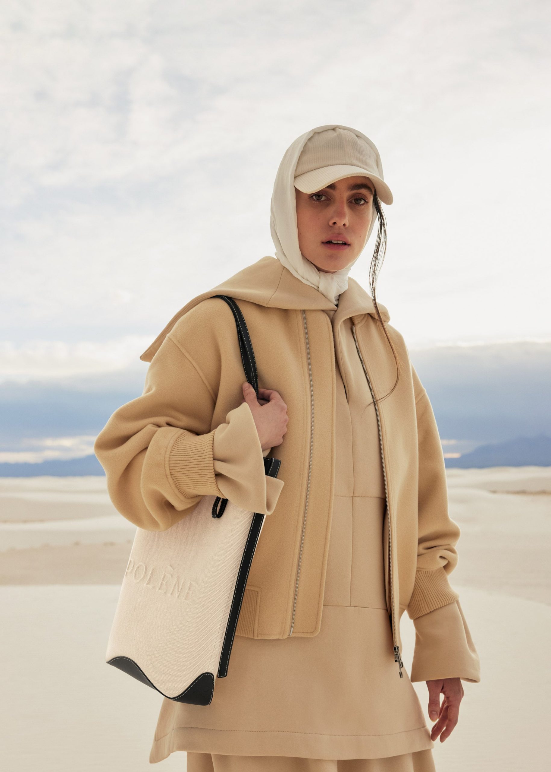 Ilo - Black - Image 8